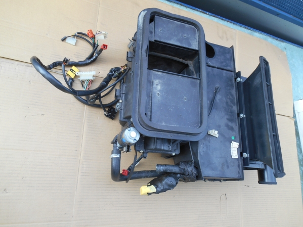 フェラーリ F355用 エアコンコンプレッサー 未使用新品 2025年最新】Yahoo!オークション -f355 エアコンの中古品・新品