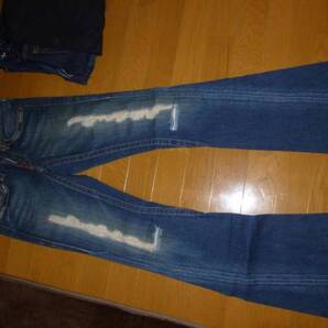 TRUE RELIGION トゥルーレリジョン ダメージデニム パンツ ズボン 24サイズ 定価約4万円