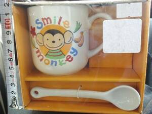 超素敵☆陶器製☆smile monkey☆マグカップ&スプーンどすぅ☆残1