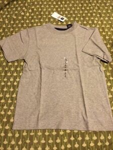 GAP　半袖Tシャツ　新品タグ付き　グレー　定価1600円　120