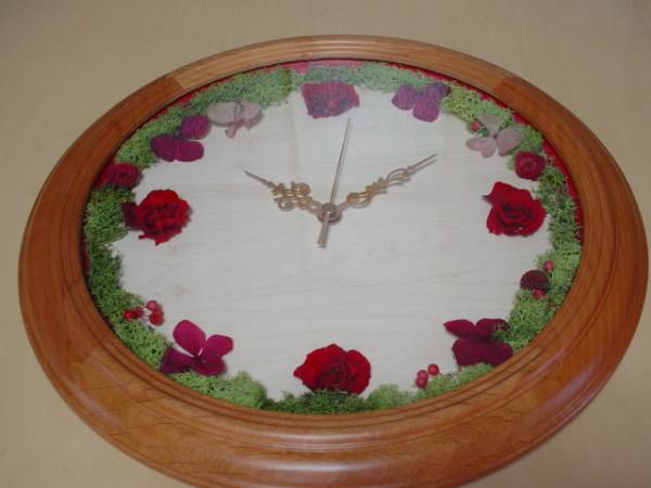 Rare Design Handmade Wooden Frame Rose Design Wall Clock, table clock, analog, general