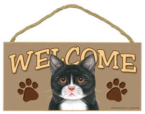 * cat tuxedo black white welcome board *