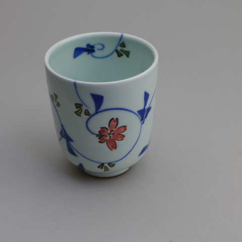 ★Arita ware★Flower karakusa★Hot tea cup★Blue★Hand-painted★Small, tea utensils, teacup, Single item